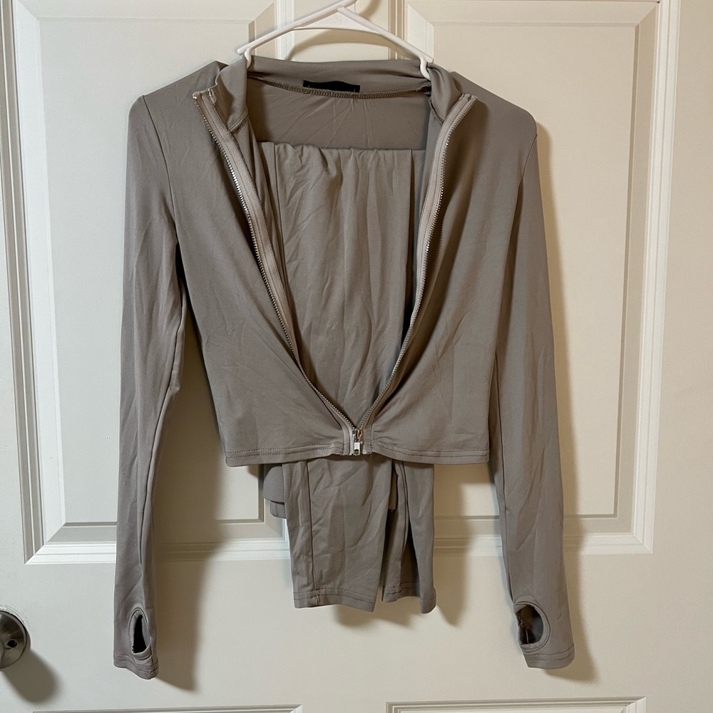 Grey Work out set